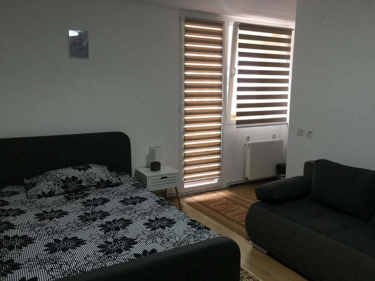 Old Town Cute Apartment Sarajevo Bagian luar foto